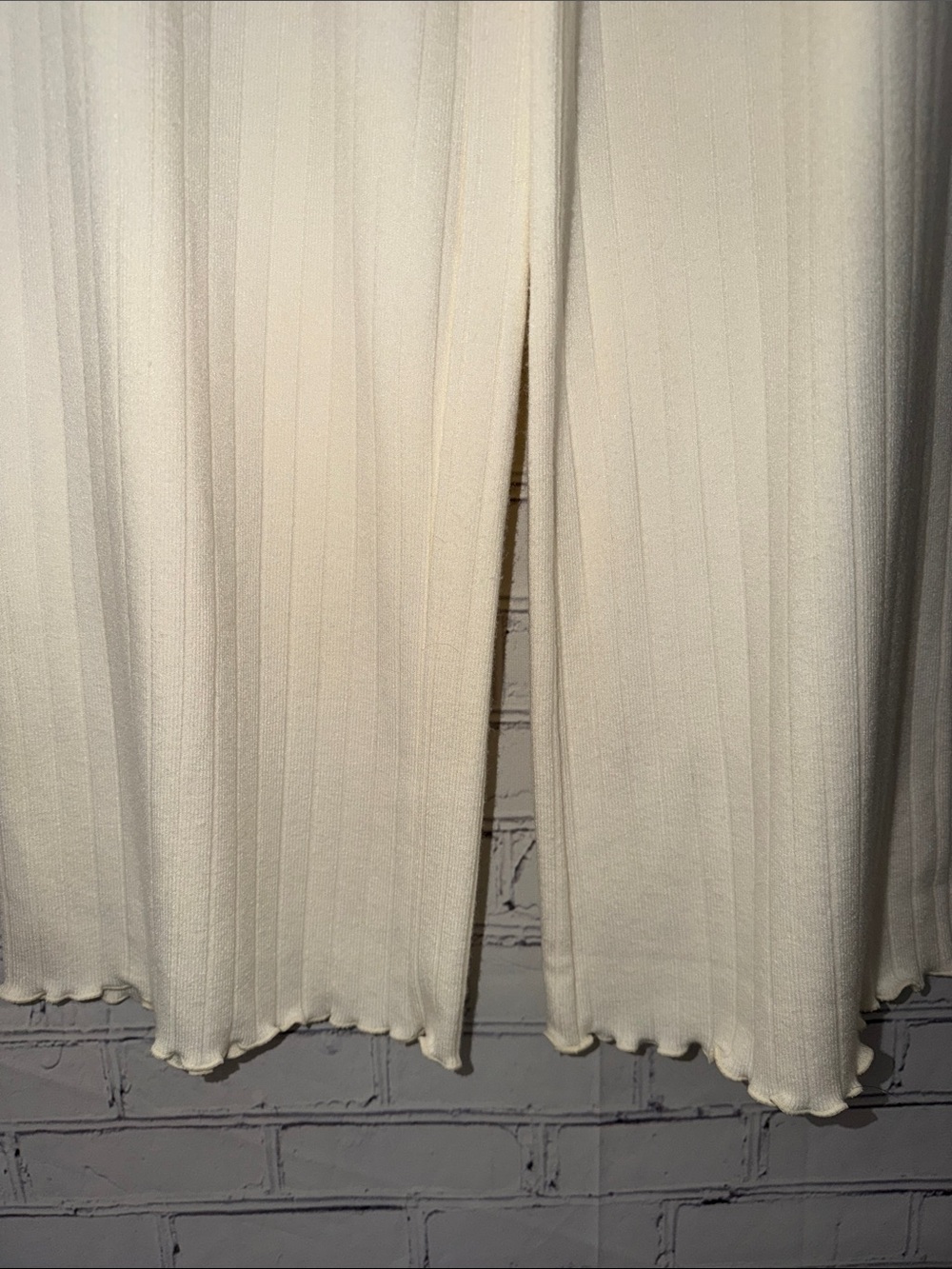NWOT Roxy Cream Ribbed Knit Wide-Leg Pants. Medium - Picture 3 of 4